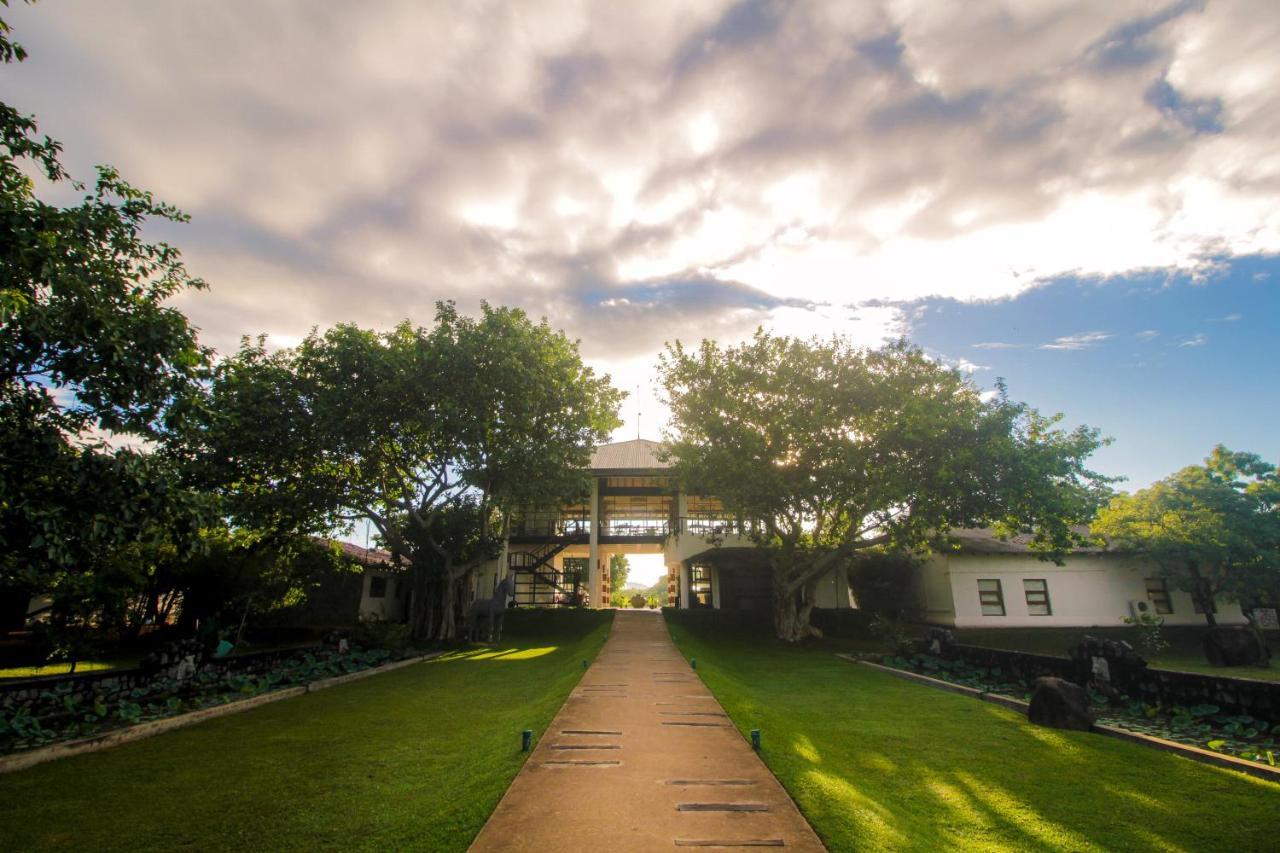 Ayugiri Ayurveda Wellness Resort Sigiriya Exteriér fotografie